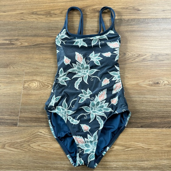 Carve Designs BEACON One Piece Swimsuit Blue Floral Size XS Classic Surf Beach - Picture 1 of 6
